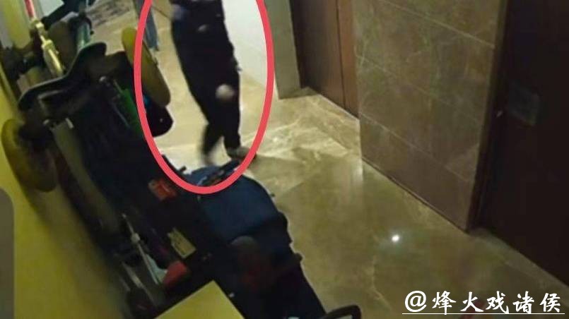 三双女鞋牵出系列案!“奢侈品大盗”专盯高档小区门口鞋柜 三双女鞋牵出系列案!“奢侈品大盗”专盯高档小区门口鞋柜