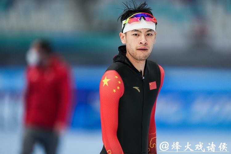 速滑世界杯因策尔站：宁忠岩1500米比赛摘银