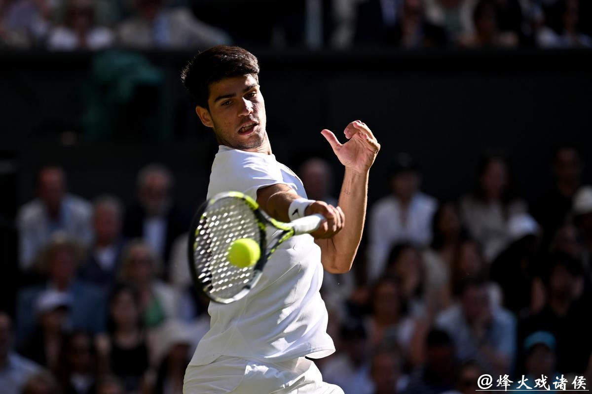 阿尔卡拉斯3-0战胜汉夫曼 晋级澳网男单第三轮 阿尔卡拉斯3-0战胜汉夫曼 晋级澳网男单第三轮