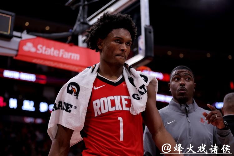 范弗里特38分火箭险胜雷霆 骑士终结绿军7连胜 范弗里特38分火箭险胜雷霆 骑士终结绿军7连胜