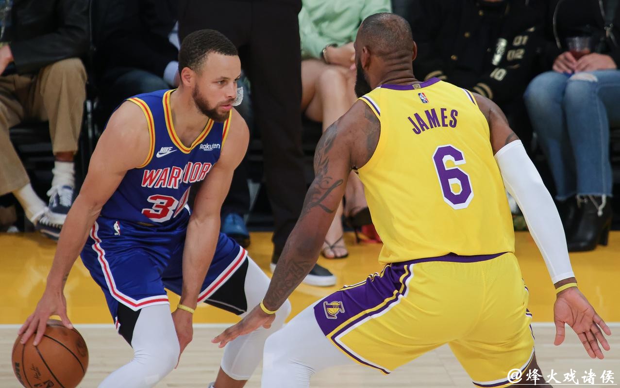 库里16分布朗尼5中1 勇士大胜湖人季前赛5连胜 库里16分布朗尼5中1 勇士大胜湖人季前赛5连胜