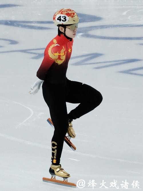 陶金冬奥|“四周跳之神”马里宁跌下神坛,却依然收获掌声 陶金冬奥|“四周跳之神”马里宁跌下神坛,却依然收获掌声