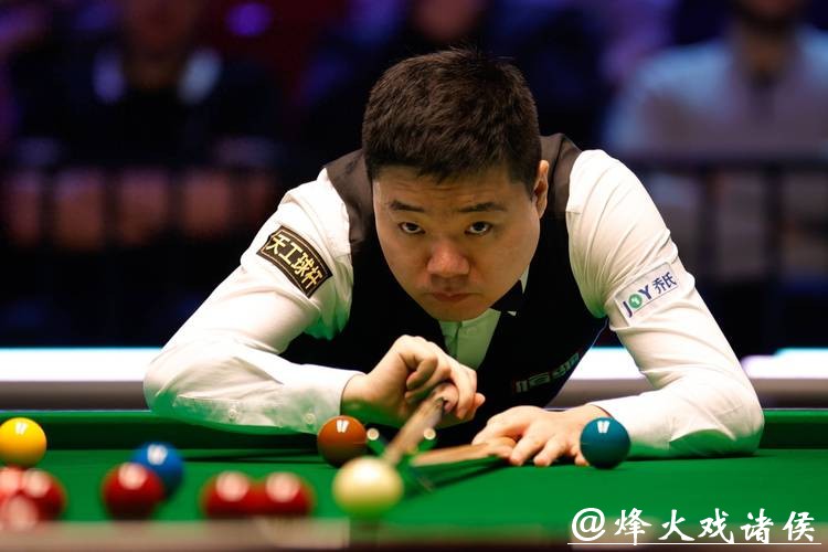 斯诺克武汉公开赛第二轮 丁俊晖输球遗憾出局